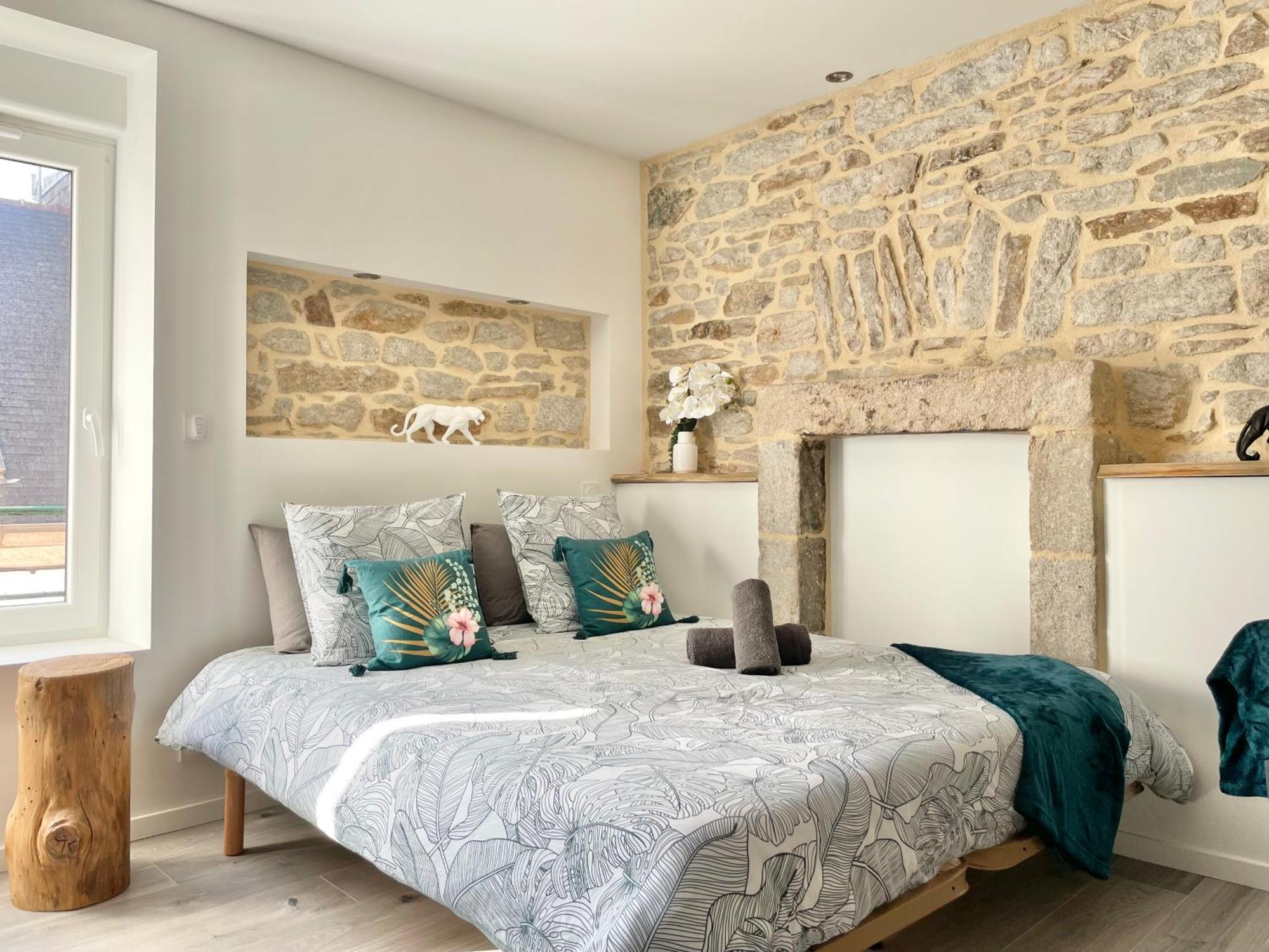 Le Calloch 2D - Studio 4 Etoiles - Quartier Gare - Wifi - Netflix Quimper Luaran gambar